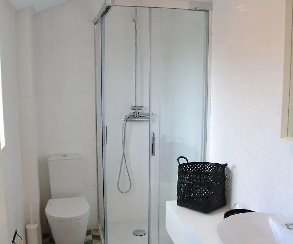 Casa de hóspedes Njoy 4*